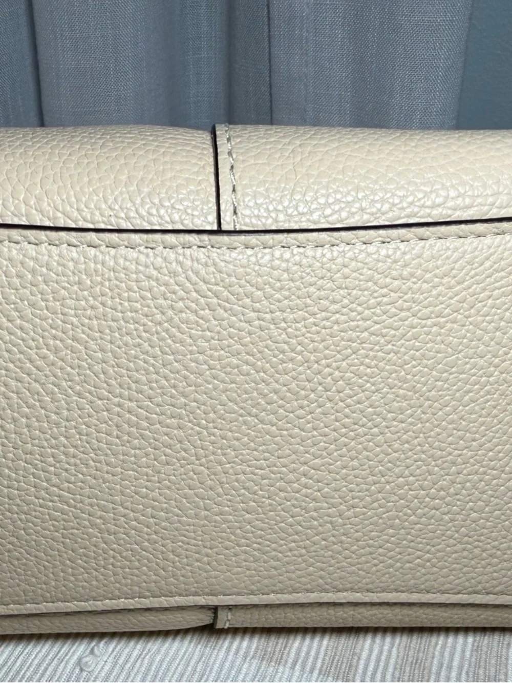 Coach Lana 23 in ivory pebbled leather - Picture 7 of 9